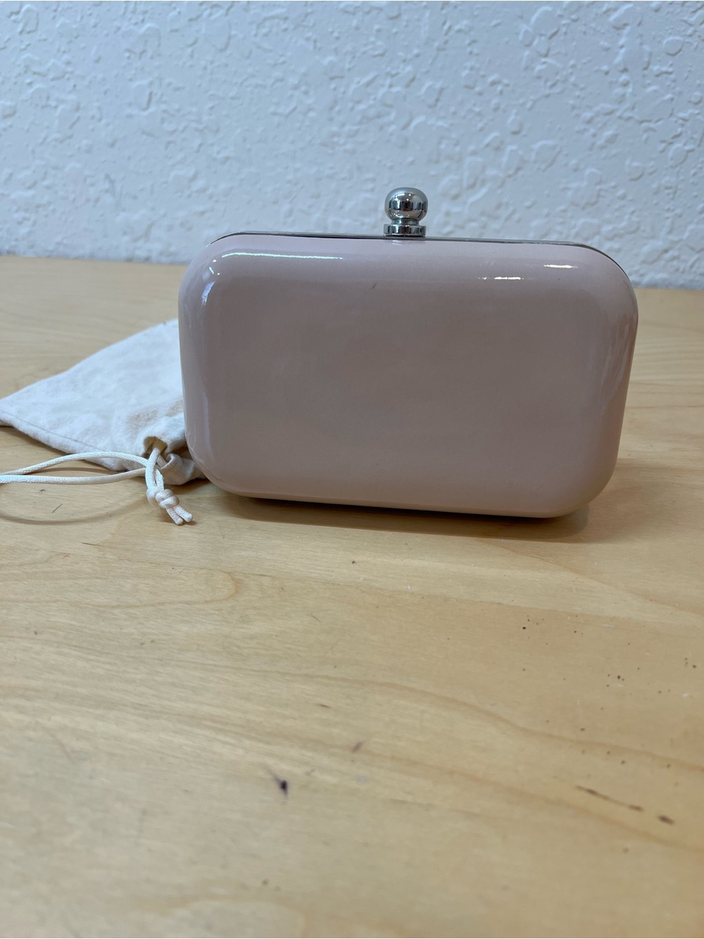 Chic Blush Hardcase Clutch with Silver Kiss-Lock size 6”x 3,5”